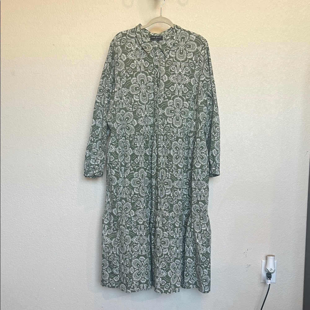 Lane Bryant Green and White Floral Long Sleeve Dress